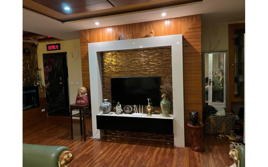 CHO THUÊ CĂN HỘ NAM TRUNG YÊN - CẦU GIẤY - 200M2 - 4N - 3WC - 20 TRIỆU (CTL) - CÓ SLOT Ô TÔ, PHÍ DV 800K
